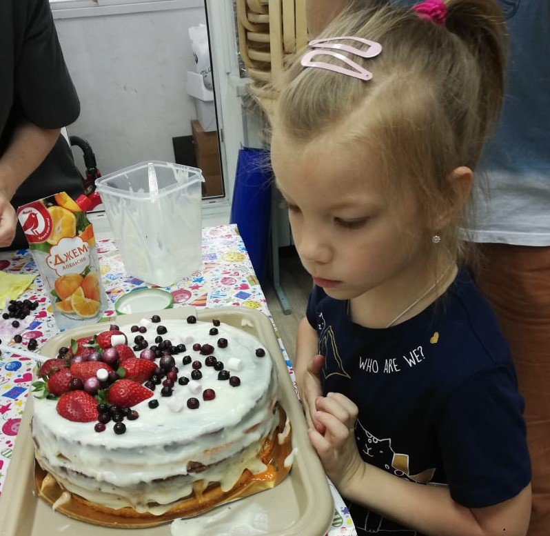 СЛАДКИЙ УРОК В «СВЕТОЧЕ»