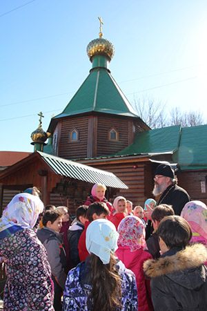 Урок в храме Урок в храме
