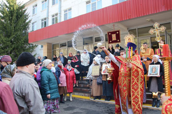 Пасхальное поздравление в ПНИ30