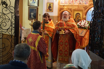 Божественная Литургия в домовом храме св. мч. Трифона