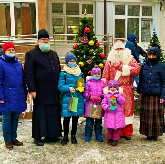 С Праздником