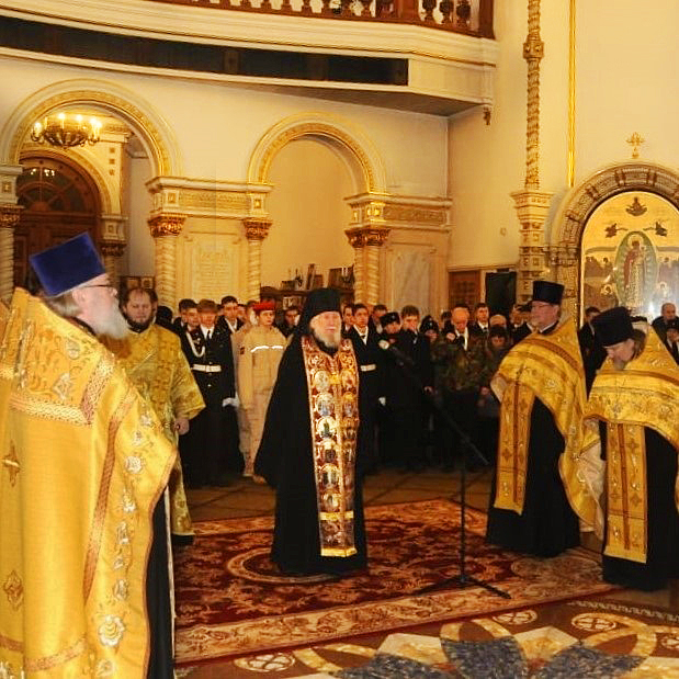 Праздничный молебен и награждение