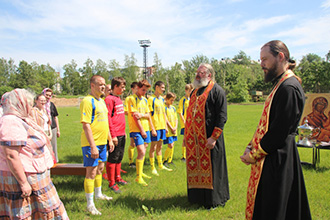Товарищеская встреча по футболу